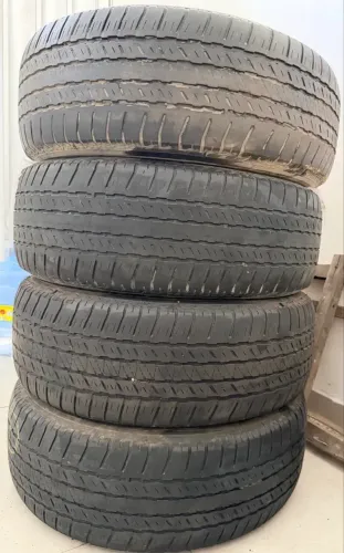 4 pneus pareas Bridgestone aro 18 camioneta (Sem menos) Aceito Cartão