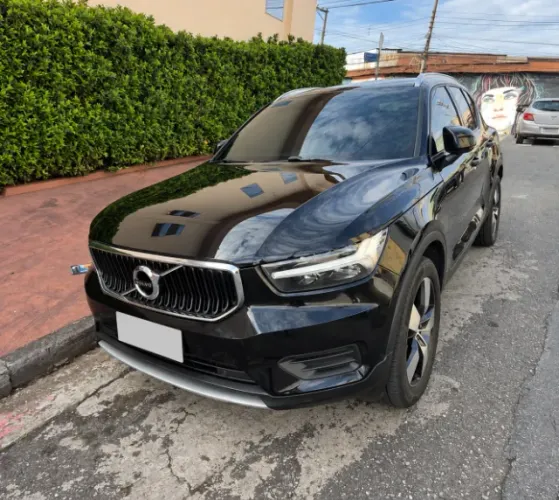 Volvo XC40 T-5 Momentum 2.0 252cv AWD 2018