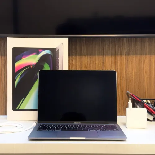 MacBook Pro 13? M1