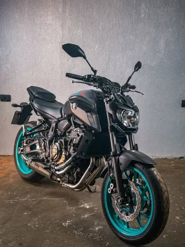 YAMAHA MT 07 - 2024