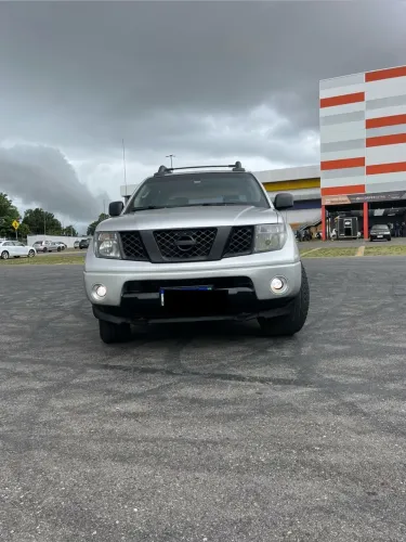 Nissan Frontier LE CD 4X4 2.5 TB Diesel Aut. 2010