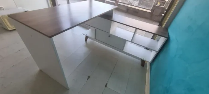 Mesa em L