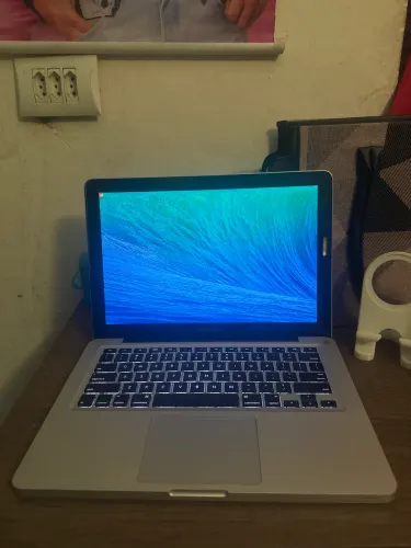 MacBook Pro pega CD e DVD