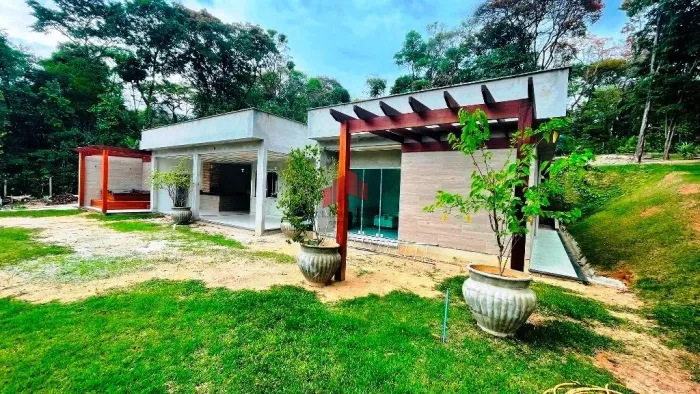CASA NOVA A VENDA NO CONDOMINIO NOSSA FAZENDA EM ESMERALDAS MG