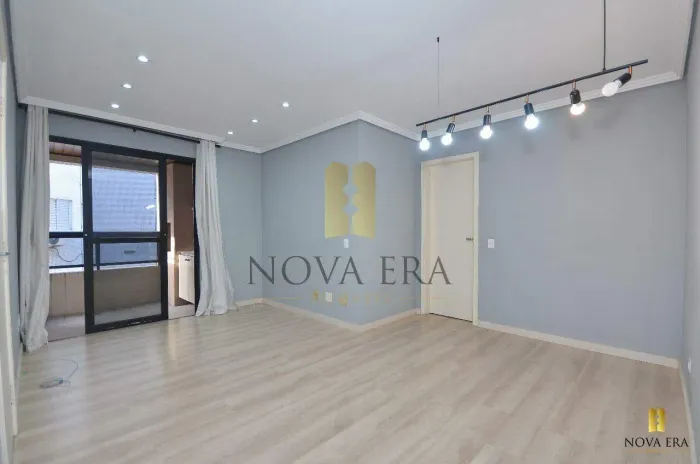 Apartamento à venda, 2 quartos, 1 suíte, 1 vaga, Água Verde - Curitiba/PR