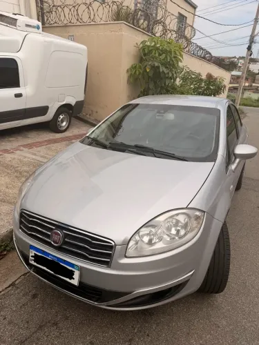 Fiat Linea Absolute 1.9/1.8 Flex Dualogic 4P 2015