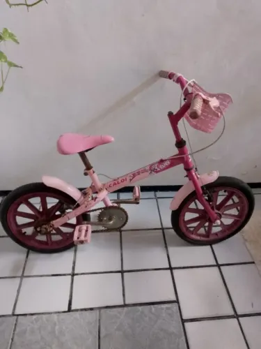 Bicicleta feminina caloi pequena