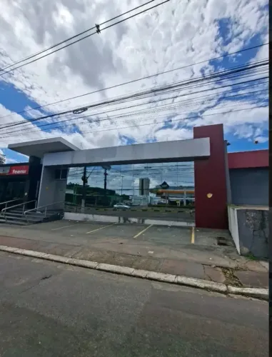 ALUGO EXCELENTE IMÓVEL COMERCIAL NA AV. DJALMA BATISTA R$ 27.000,00