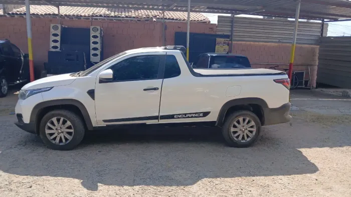 Fiat Strada Endurance 1.4 Flex 8V CS Plus 2022