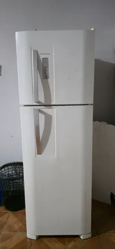 Vendo geladeira brastemp 