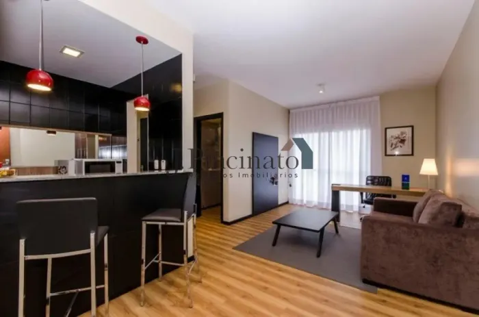 Flat Mobiliado para Alugar na Av. Nove de Julho, Jundiaí com 1 Suíte e Ar-Condicionado (Th
