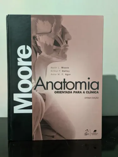 Livro de medicina usado