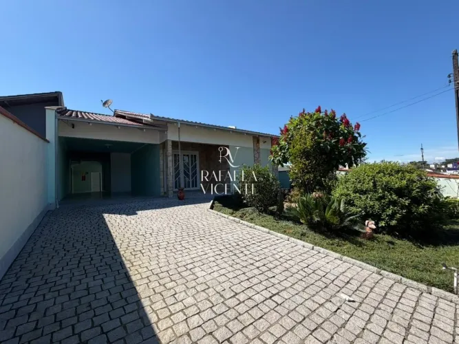 Casa à venda no bairro Costa e Silva - Joinville/SC
