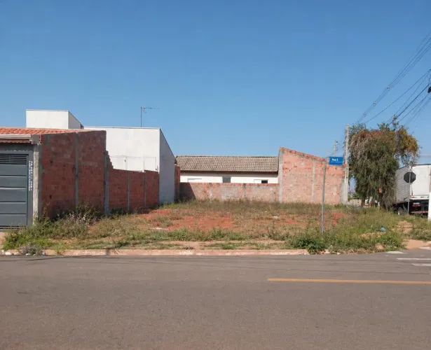 Terreno à venda em Tatuí-SP, no Residencial Vida Nova Tatuí, com 242,00 m² de área! Aprove