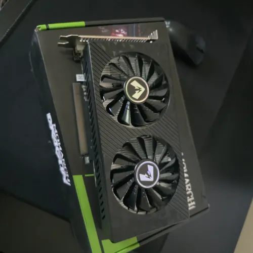 Placa de Vídeo AMD RX 590 8GB GDDR5 - Ótimo Estado