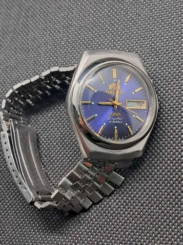 Orient automático fundo azul
