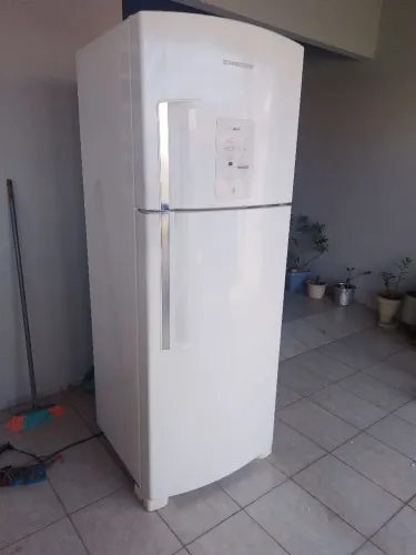 Geladeira frost free 2 portas