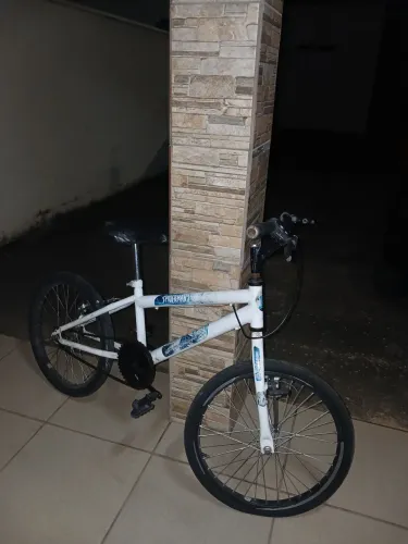 Bicicleta infantil adulto do homem aranha 