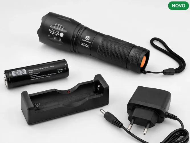 Lanterna LED Tática Militar X900 com Bateria e Carregador