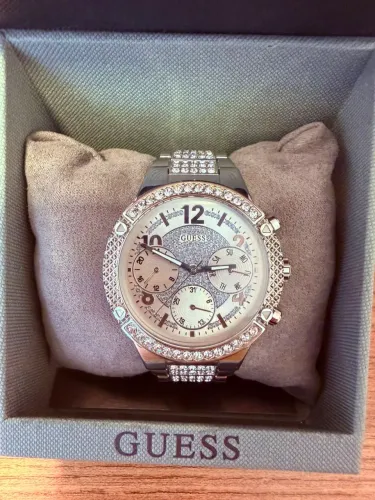 Relógio feminino Guess