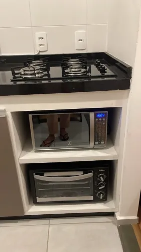 Microondas Electrolux espelhado 20L 220V