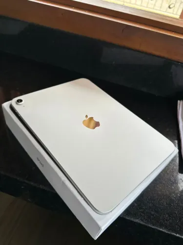 iPad 11