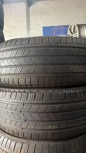 Pneus 235/55/19 marca Michelin