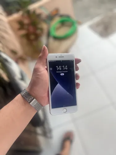 iPhone 7 Plus 128gb leia a descrição 