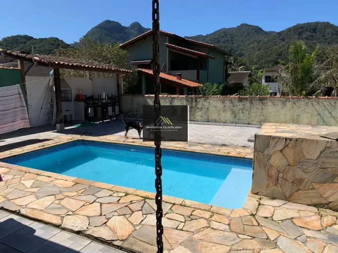 Casa em Condomínio para Locação em Ubatuba, Horto Florestal, 3 dormitórios, 1 suíte, 2 ban