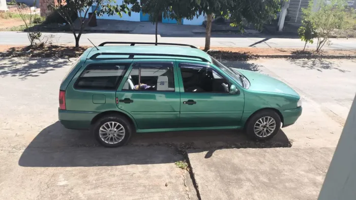 Volkswagen Parati GL 1.8 MI/ Club 1.8 MI 2P E 4P (álcool) 1998