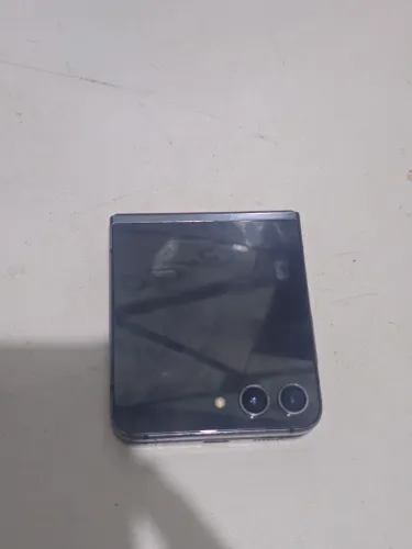 Samsung Galaxy Z Flip 5