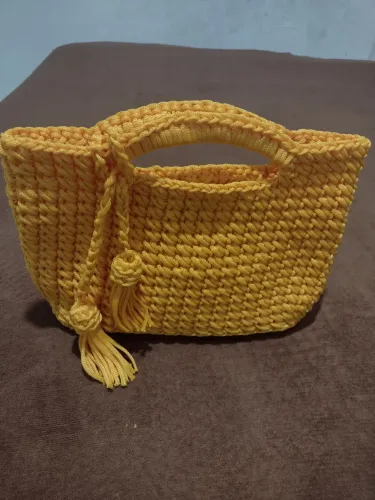 Bolsa crochê fino acabamento
