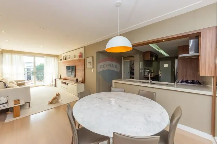 Apartamento mobiliado à venda em Pinheiros com 112 m2 por R$ 1.550.000,00