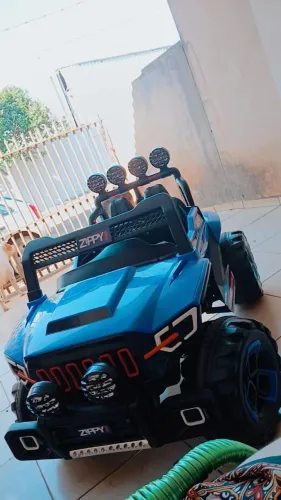 Carrinho eletrico zippy