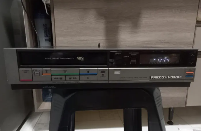 VÍDEO CASSETE PHILCO-HITACHI PVC-4000