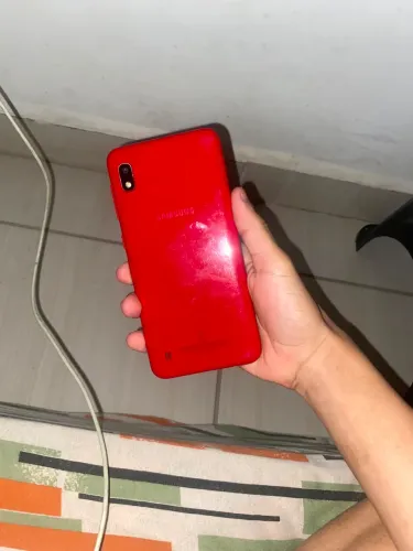 Samsung Galaxy A10 32GB Vermelho - Tela Trincada