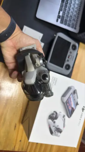 Drone DJI Mini 4 Pro Combo FLY more Plus