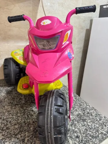 TRICICLO INFANTIL - USADO