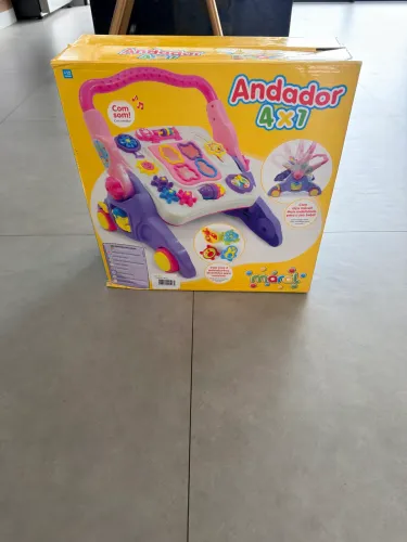 Andador 4x1 infantil menina