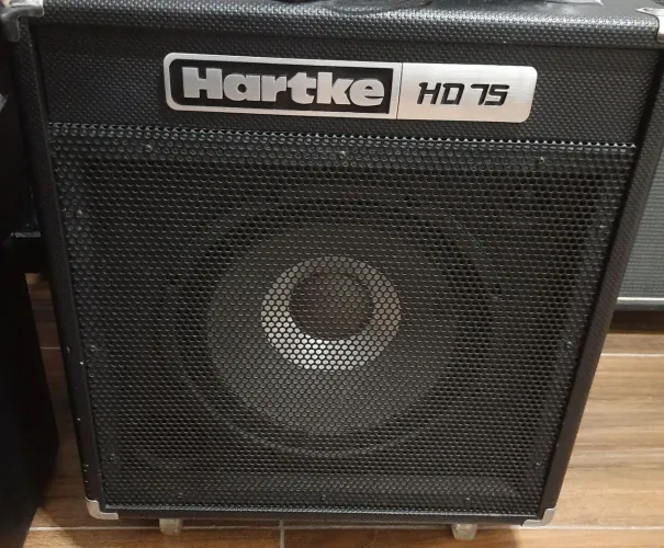 Amplificador para contrabaixo Hartke HD75