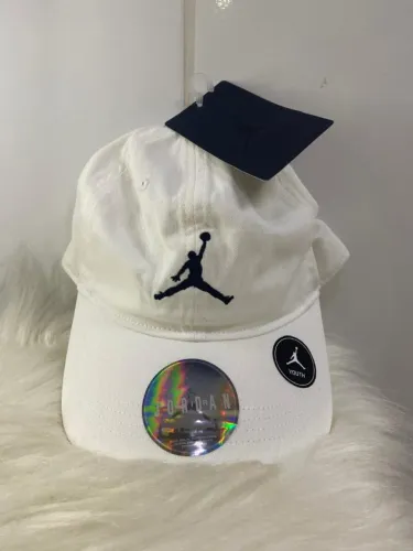 Boné Jordan - Branco (Novo- Youth)