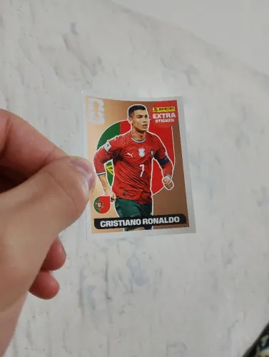 FIGURINHA EXTRA STICKER - LEGEND BRONZE DO CRISTIANO RONALDO