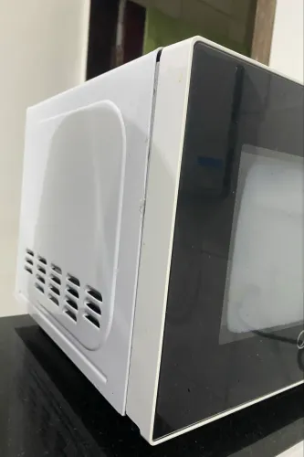 Microondas COM DEFEITO 