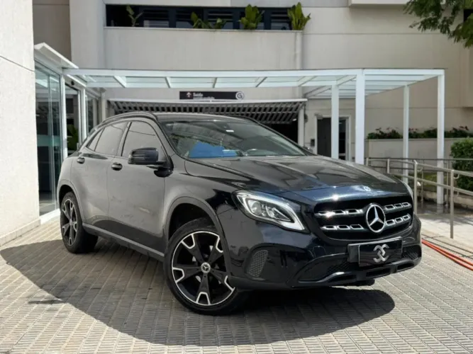 Mercedes-Benz GLA 200 Adv. 1.6/1.6 TB 16V Flex Aut. 2019