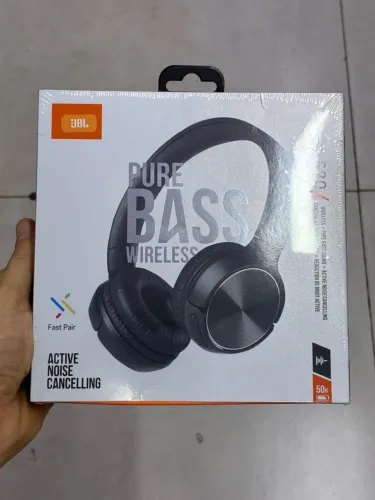 Fone JBL Tune 520NC Bluetooth Sem Fio com Cancelamento de Ruído - Produto Novo