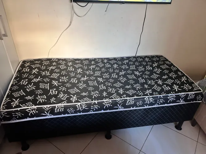 cama de solteiro