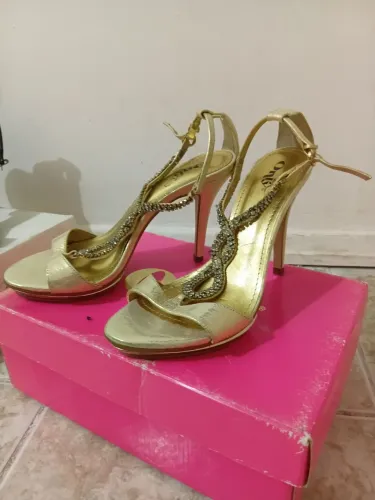 Sapatos originais