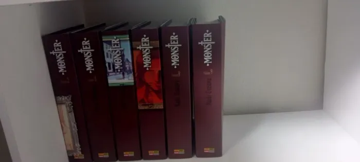 Manga mosnter vol 2,3,4,5,8,9