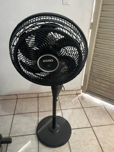 Ventilador coluna Arno silence Force sem detalhes