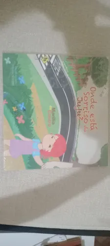 Livro infantil "Onde está o sorriso da Juju?"